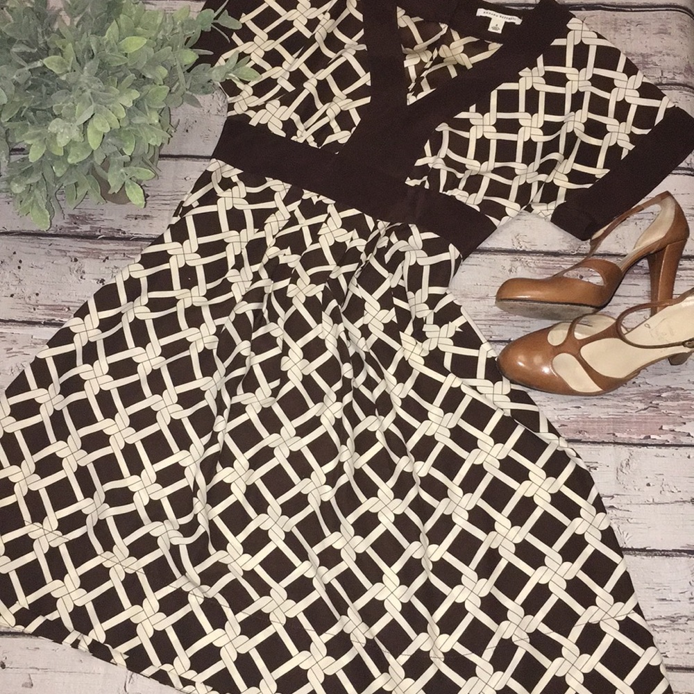 BANANA REPUBLIC 100% Silk Brown / Cream Dress Sz 4